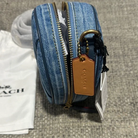 Heart-Shaped Quilted Denim Bag - Picture 7 of 8